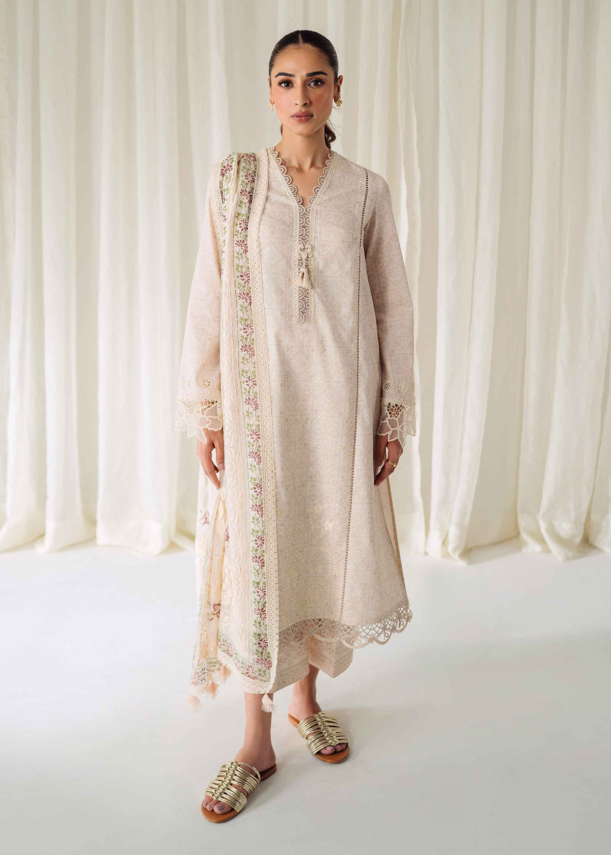 Qalamkar Q Prints Pakistani Unstitched Dress | Code2